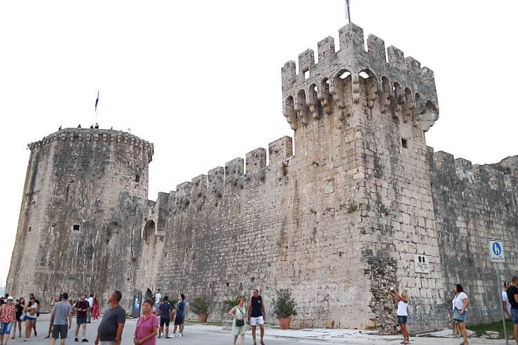 kamerlengo fortress Kamerlengo Fortress in Trogir
